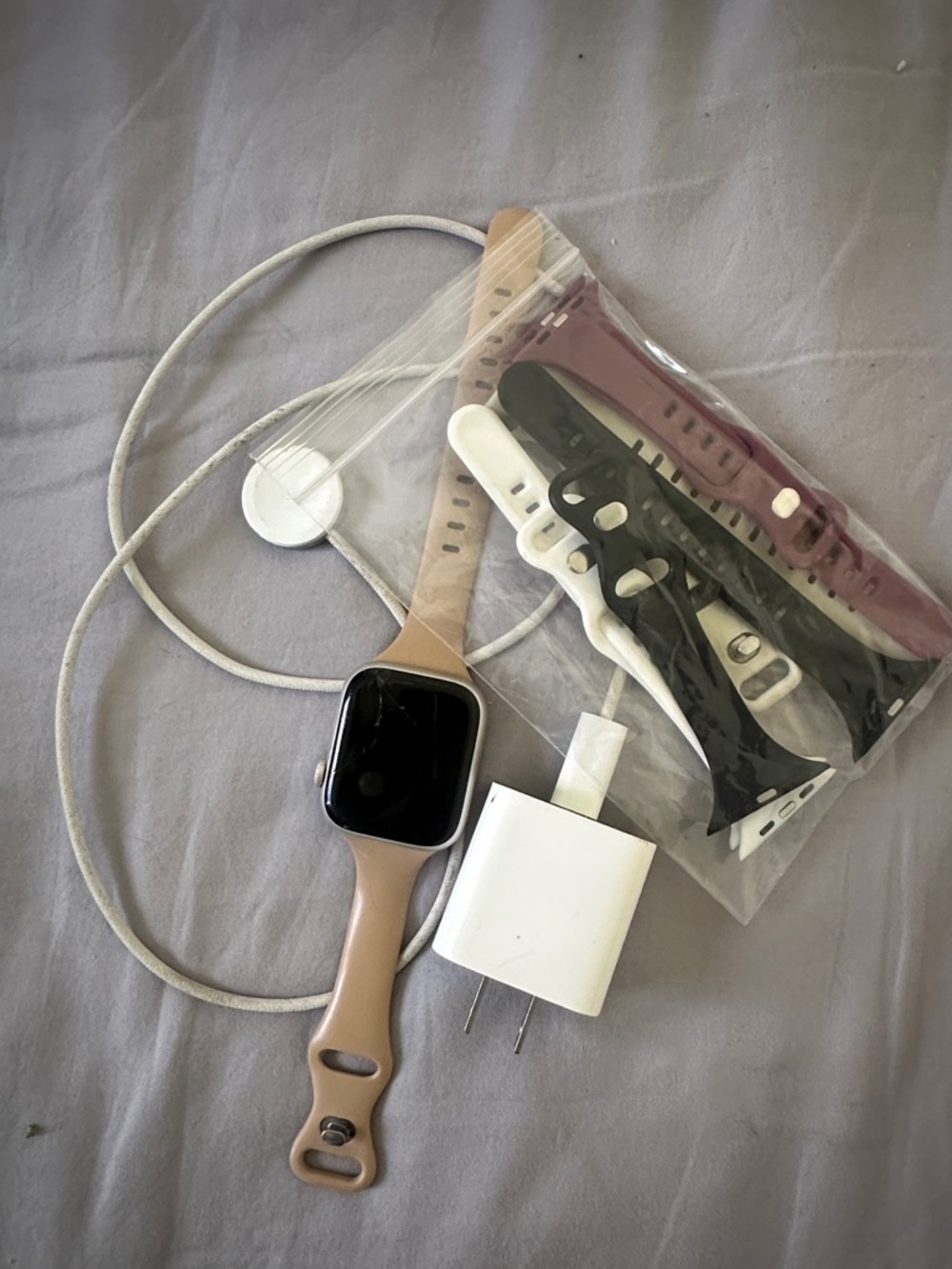 Apple Watch series 9 | 45 mm | Needs fixing!! - Picture 4 of 5